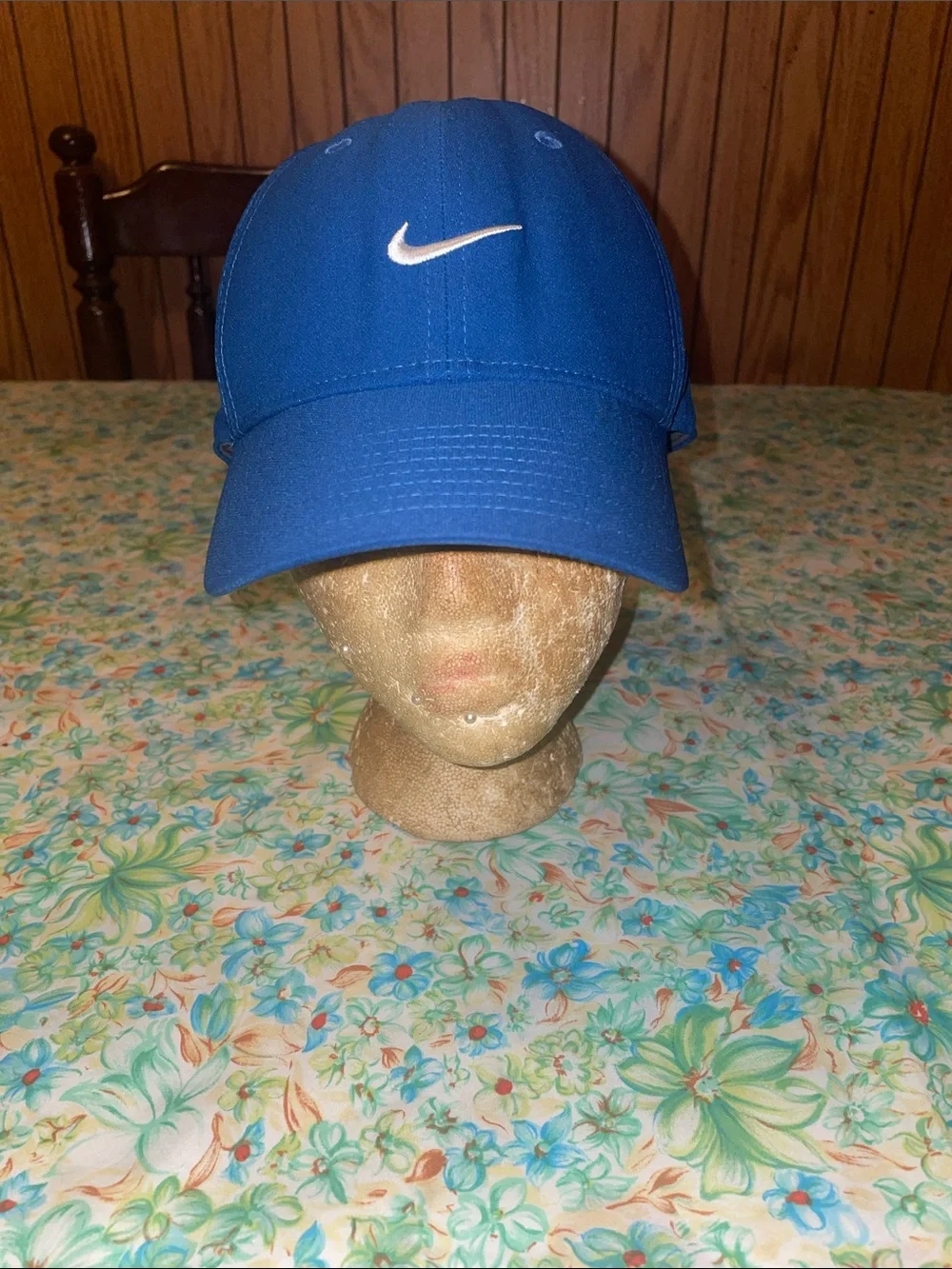 Teal/ blue & white Nike club snap back cap (m/L)